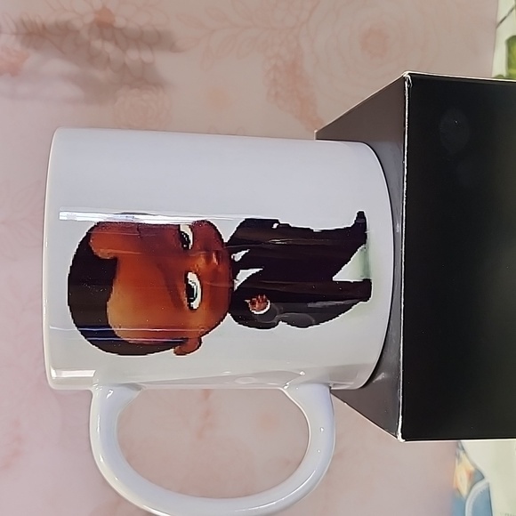 Cups - Picture 7 of 8